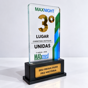 Troféu em Acrílico Personalizado para Homenagem a Empresas e Funcionários